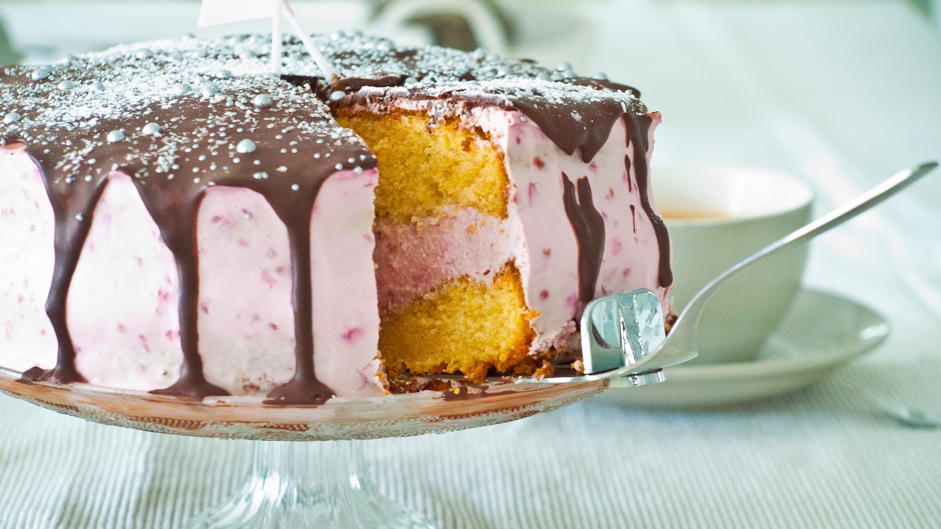 Saiba o jeito certo de confeitar o seu bolo - Pixabay/gefrorene_wand