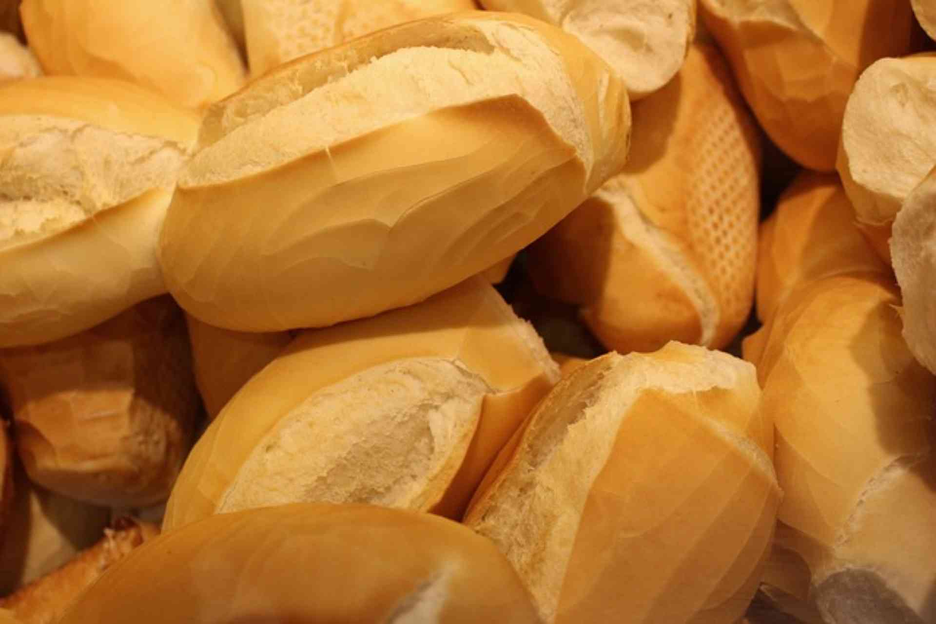 21 de março é o dia do pão francês. Vamos de receitinha? - Foto: Pixabay